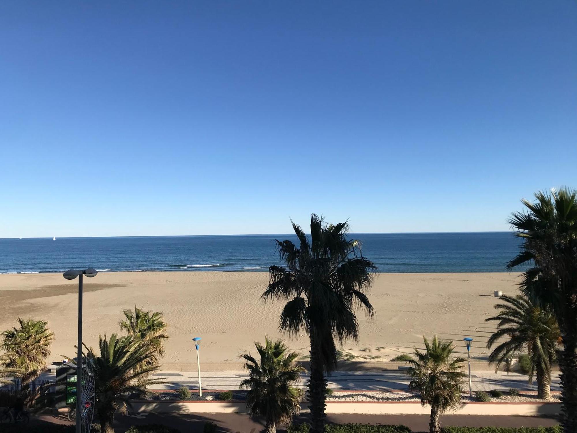 Appartement Face A La Mer - 6 A 8 Personnes - Canet En Roussillon Εξωτερικό φωτογραφία